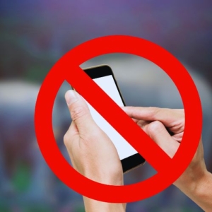 creativity-and-tech-overload-as-a-freelance-copywriter-collective-do-not-disturb